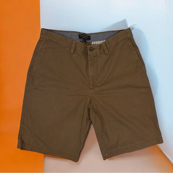 Banana Republic Other - BANANA REPUBLIC Men’s Brown Emerson Shorts     Size 33 Flat Front 100% Cotton